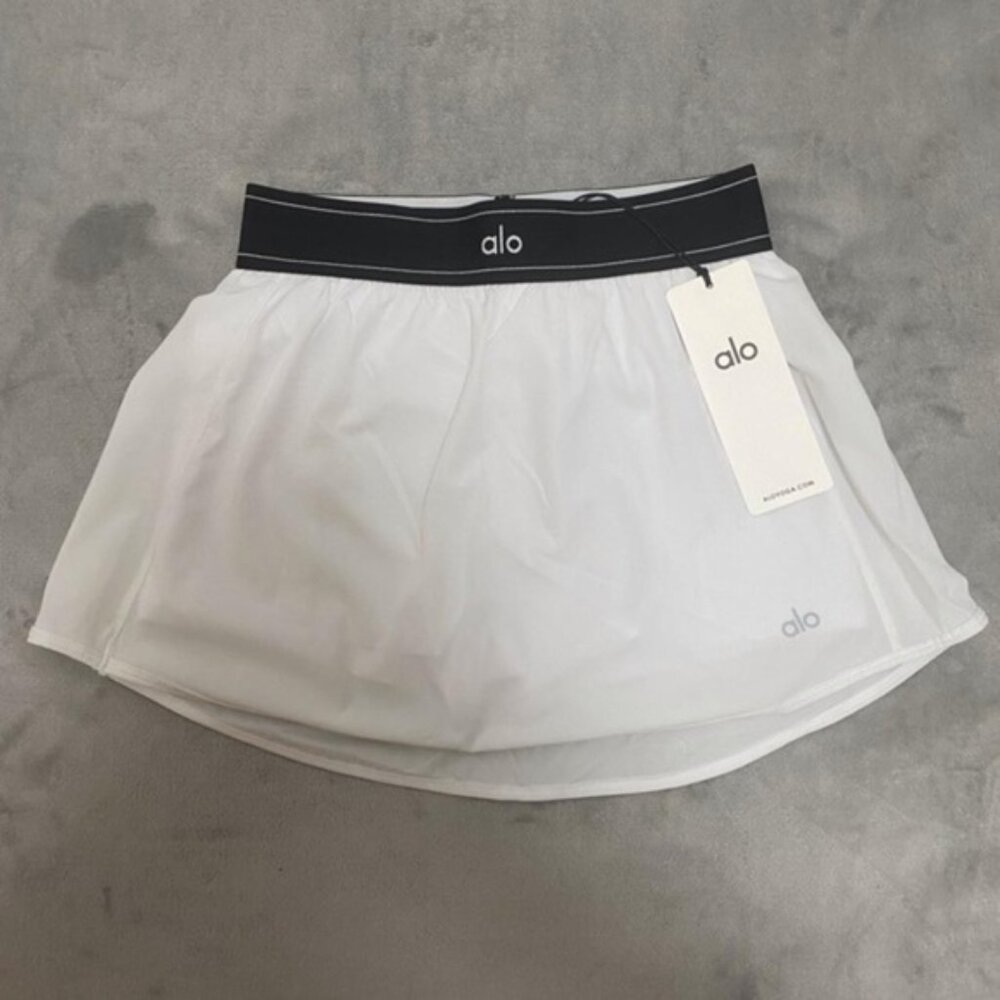Alo Yoga Women's White Skirt